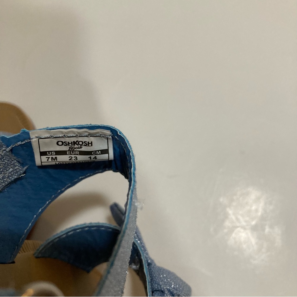 NWT OshKosh sandals - Picture 7 of 7